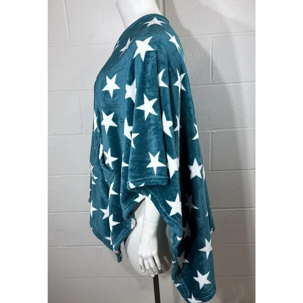 Warm & Cozy Oversized Fleece Wearable Blanket Poncho Teal Stars